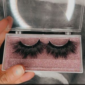 Faux mink lashes